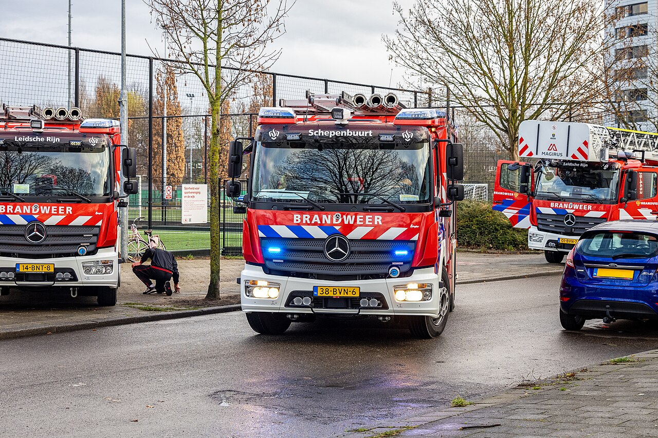 Tankautospuit onderweg naar een melding in Utrecht