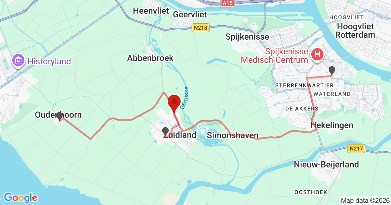 Kaart van het incident in Zuidland met de aanrijroutes van de gealarmeerde eenheden
