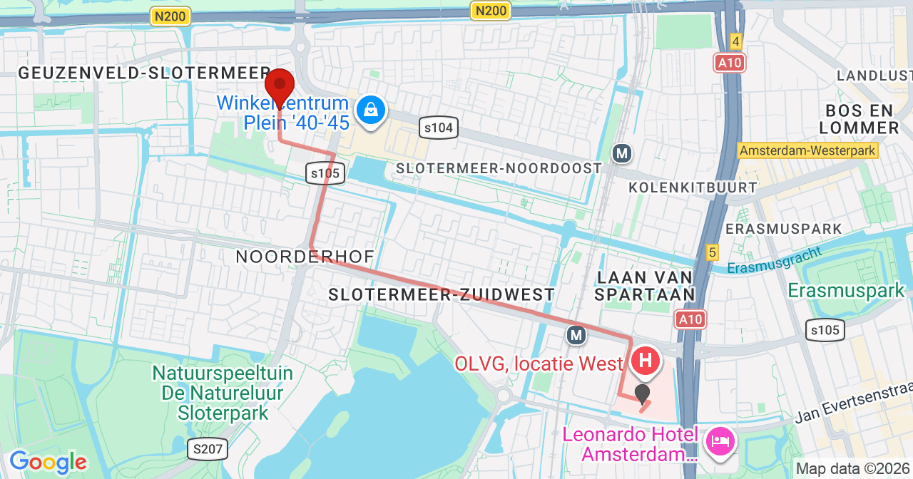 Kaart van het incident in Amsterdam met de aanrijroutes van de gealarmeerde eenheden