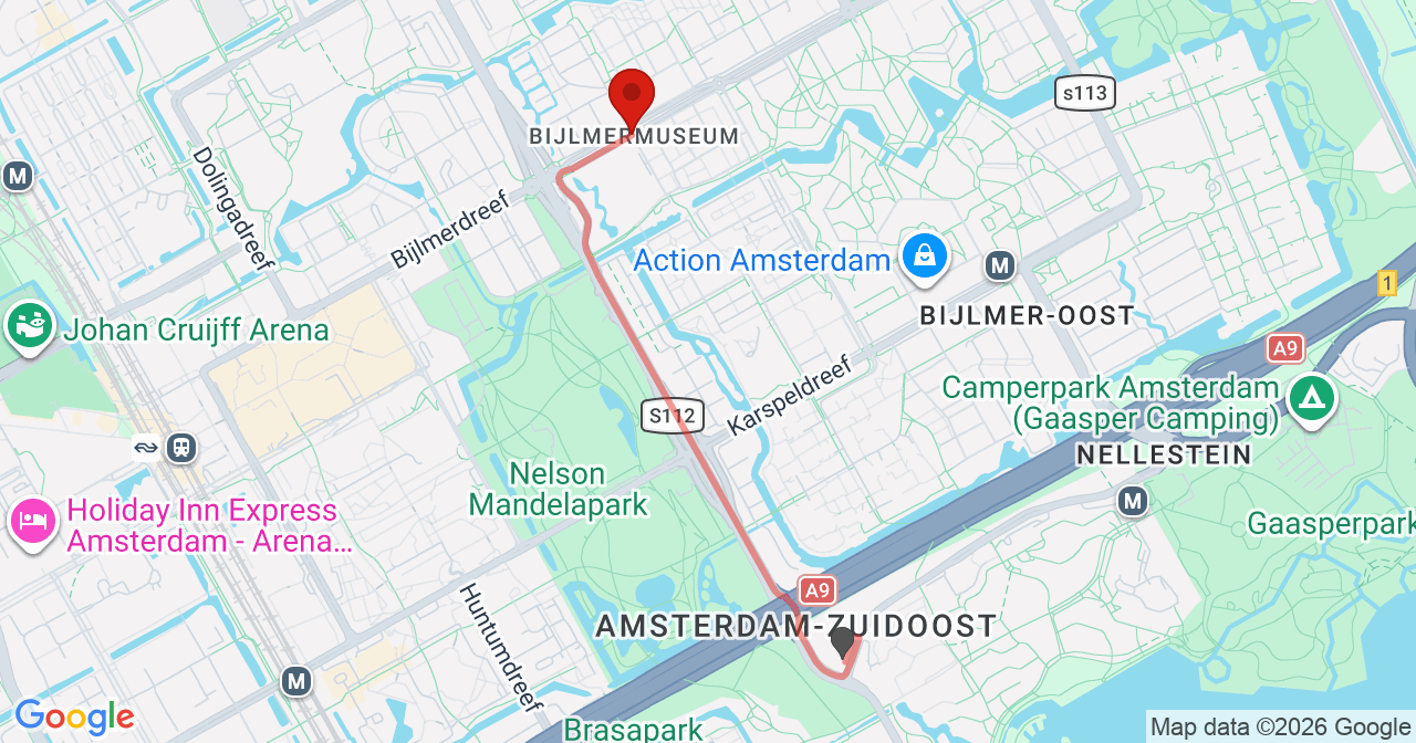 Kaart van het incident in Amsterdam met berekende routes vanaf gealarmeerde posten