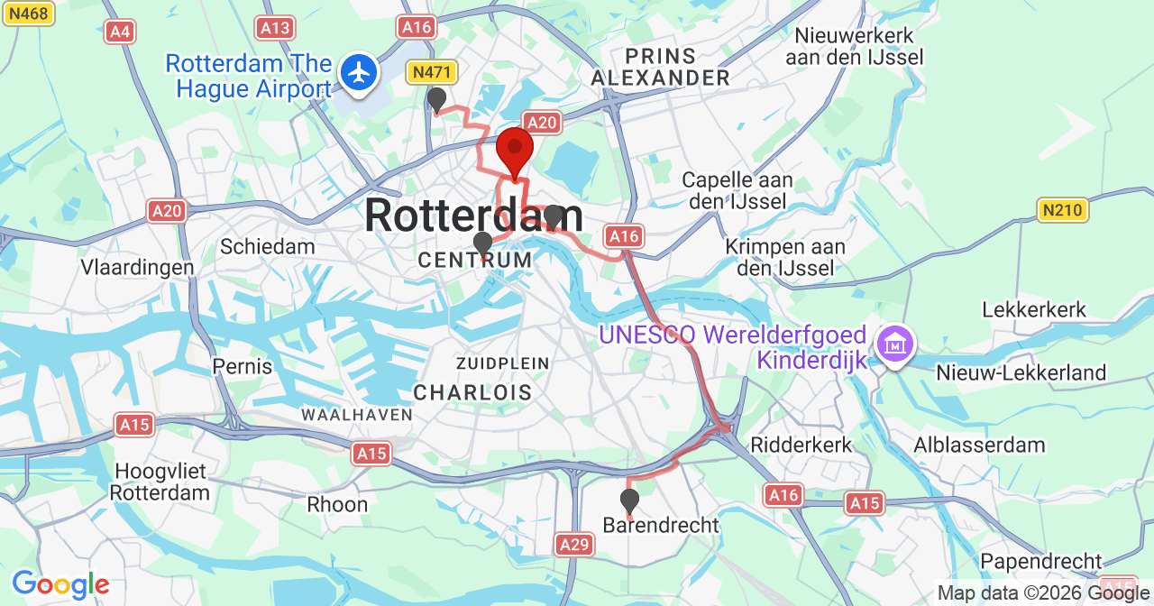 Kaart van het incident in Rotterdam met de aanrijroutes van de gealarmeerde eenheden