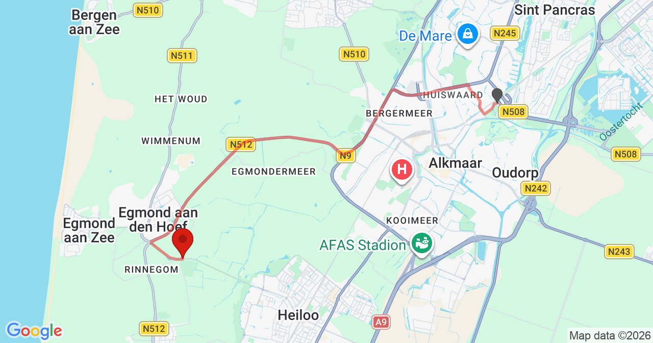 Kaart van het incident in Egmond aan den Hoef met de aanrijroutes van de gealarmeerde eenheden