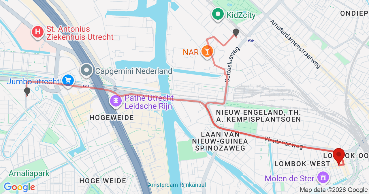 Kaart van het incident in Utrecht met de aanrijroutes van de gealarmeerde eenheden