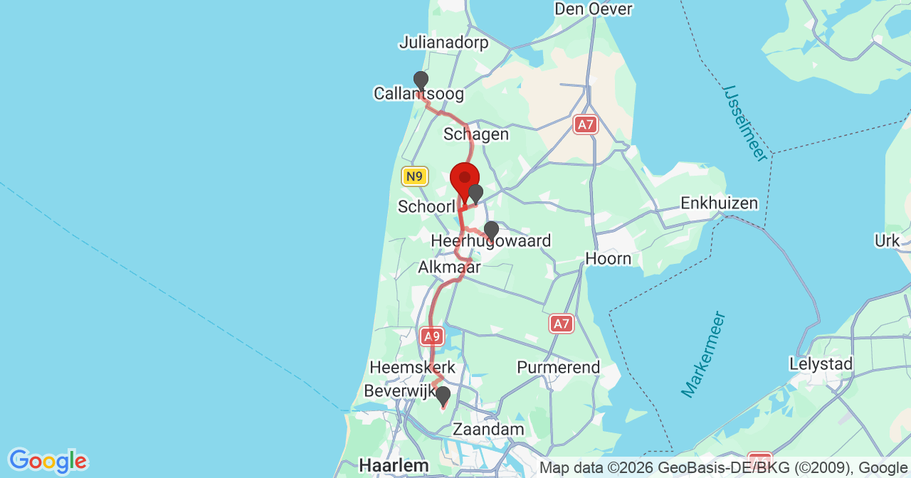Kaart van het incident in Oudkarspel met berekende routes vanaf gealarmeerde posten