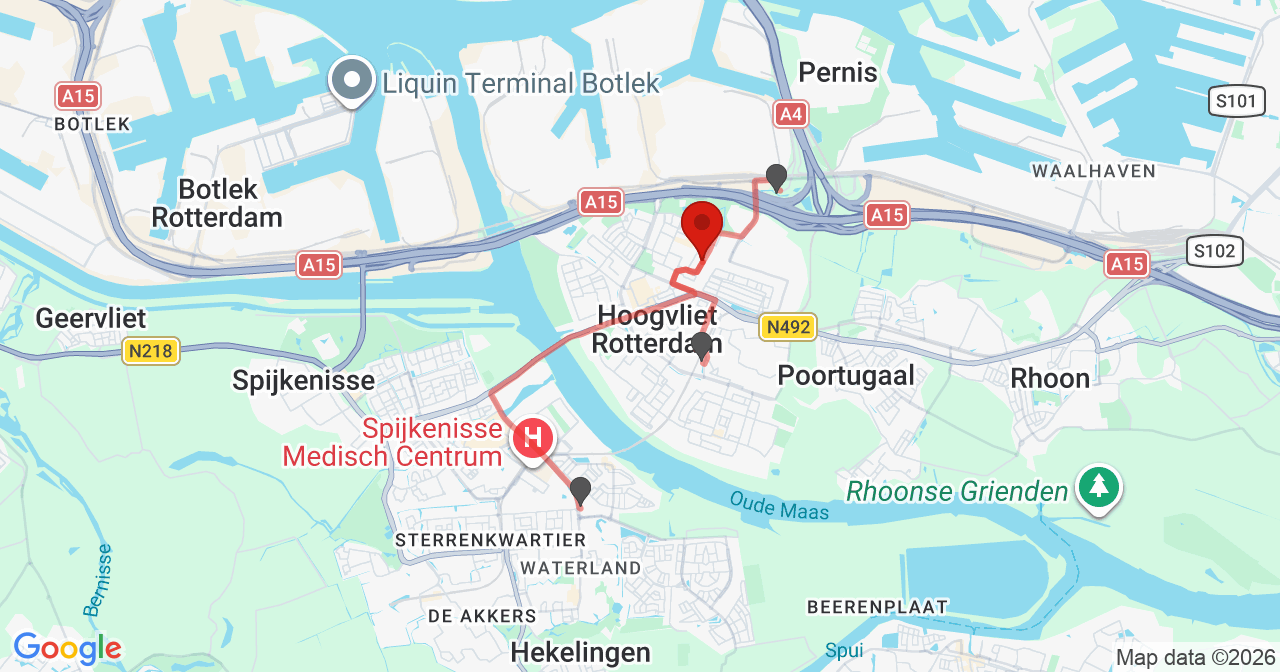 Kaart van het incident in Rotterdam met de aanrijroutes van de gealarmeerde eenheden