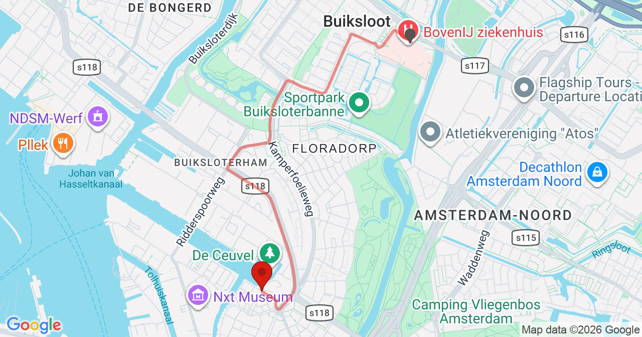 Kaart van het incident in Amsterdam met de aanrijroutes van de gealarmeerde eenheden