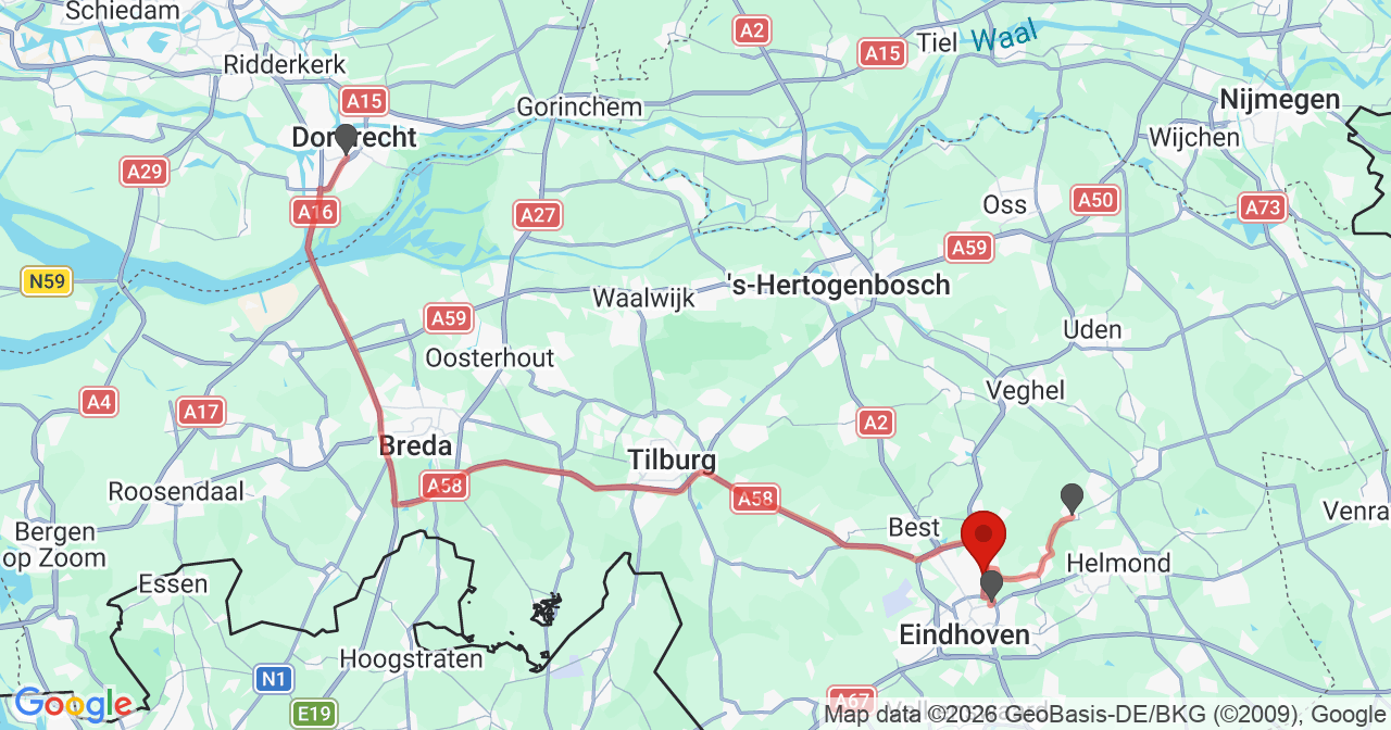 Kaart van het incident in Eindhoven met berekende routes vanaf gealarmeerde posten