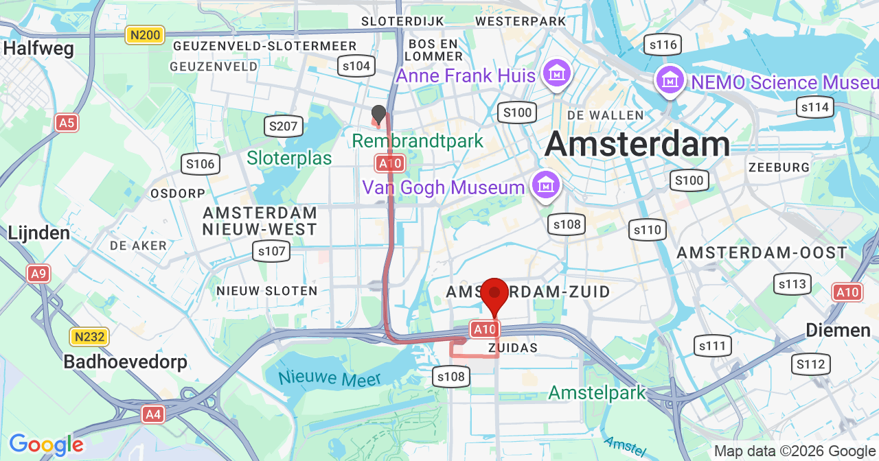 Kaart van het incident in Amsterdam met berekende routes vanaf gealarmeerde posten
