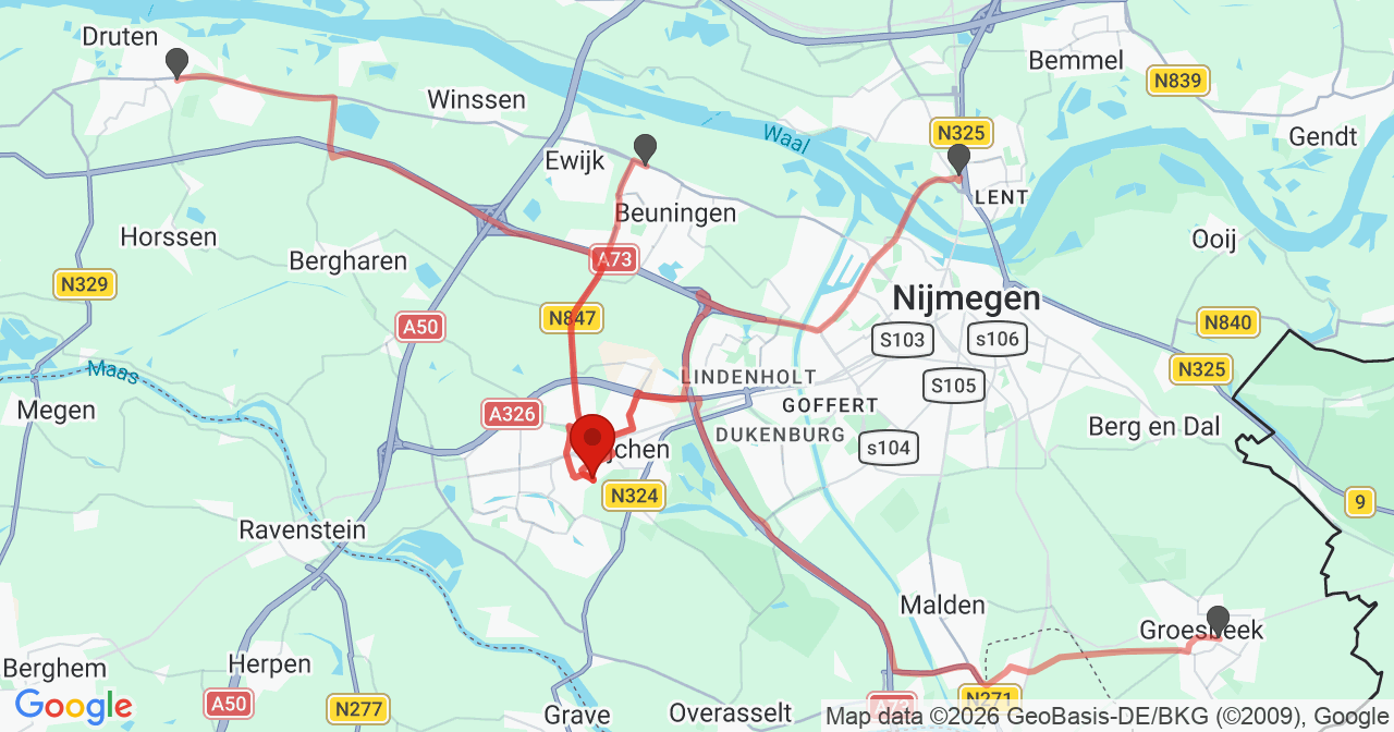 Kaart van het incident in Wijchen met de aanrijroutes van de gealarmeerde eenheden