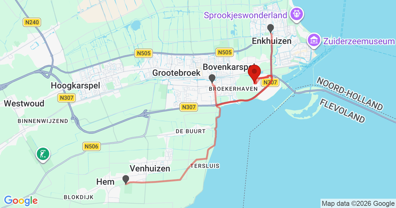 Kaart van het incident in Enkhuizen met de aanrijroutes van de gealarmeerde eenheden