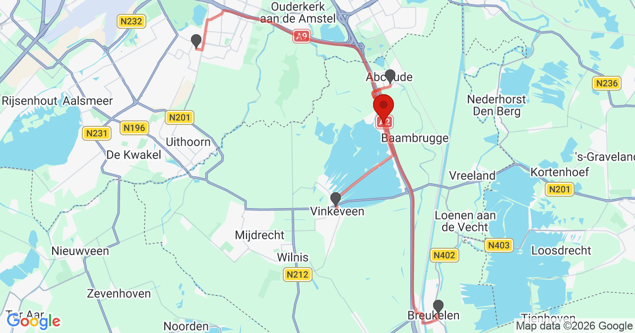 Kaart van het incident in Vinkeveen met de aanrijroutes van de gealarmeerde eenheden