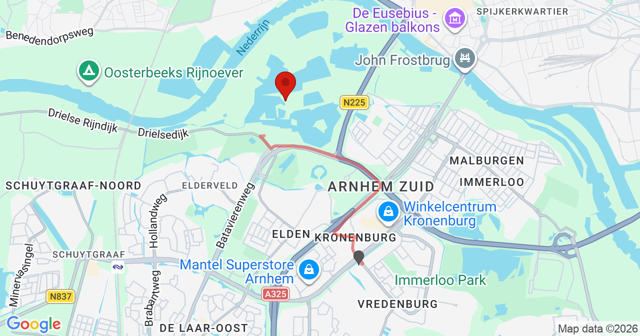 Kaart van het incident in Arnhem met berekende routes vanaf gealarmeerde posten
