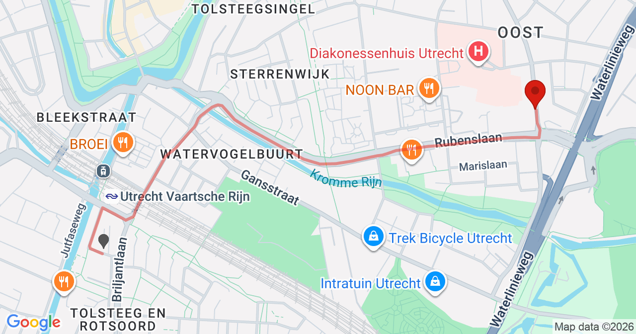 Kaart van het incident in Utrecht met berekende routes vanaf gealarmeerde posten