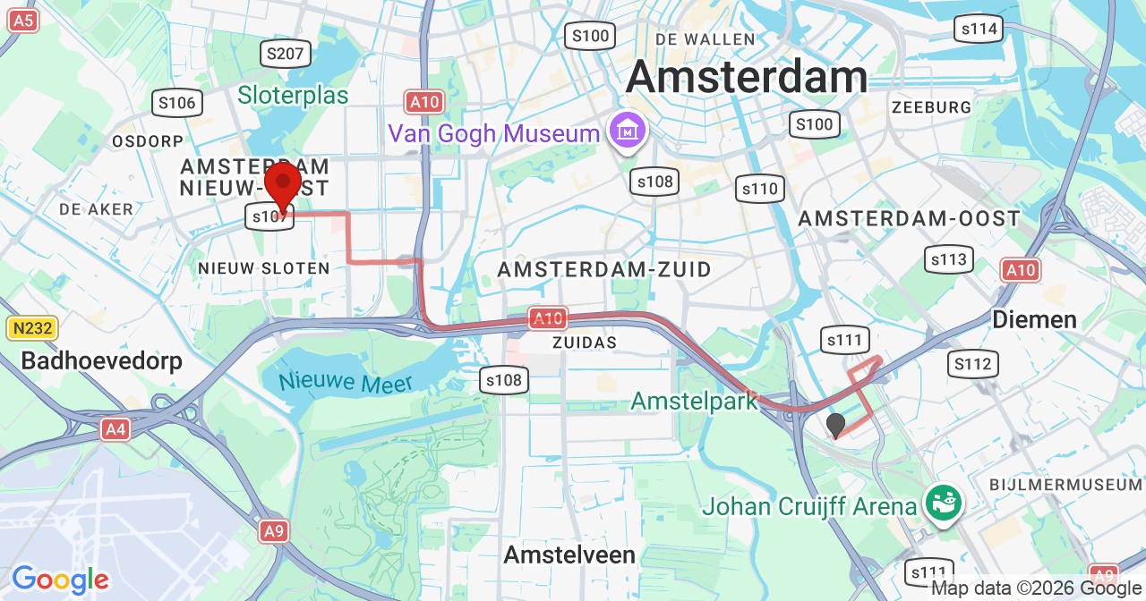 Kaart van het incident in Amsterdam met de aanrijroutes van de gealarmeerde eenheden