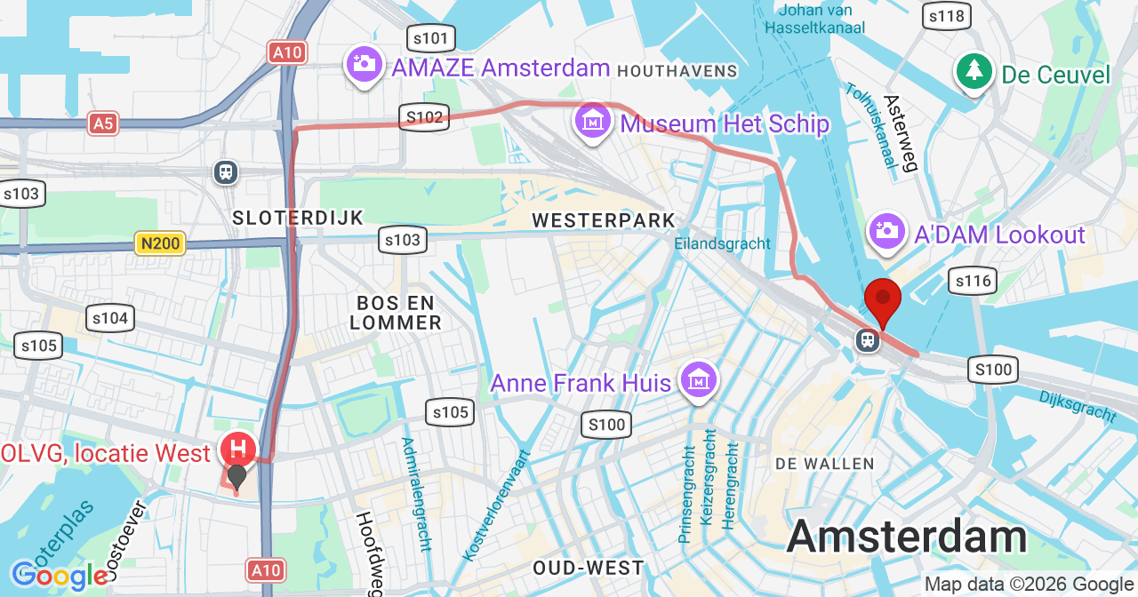 Kaart van het incident in Amsterdam met de aanrijroutes van de gealarmeerde eenheden