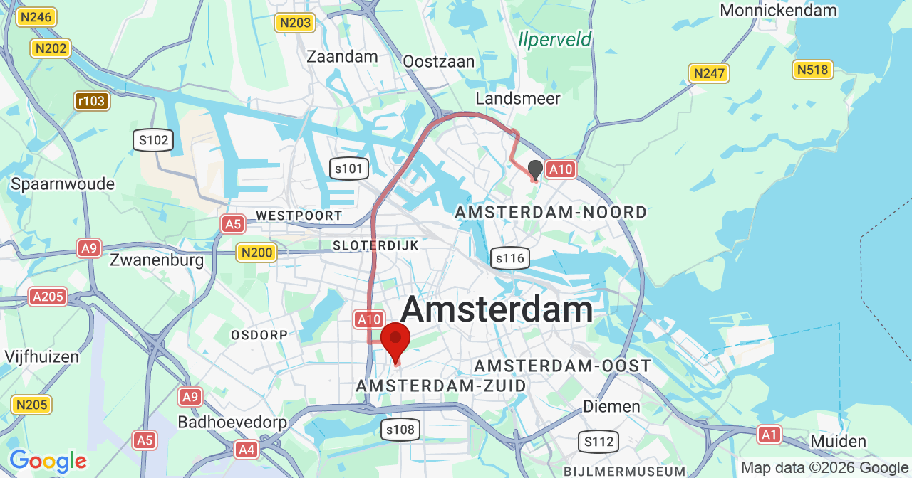Kaart van het incident in Amsterdam met de aanrijroutes van de gealarmeerde eenheden