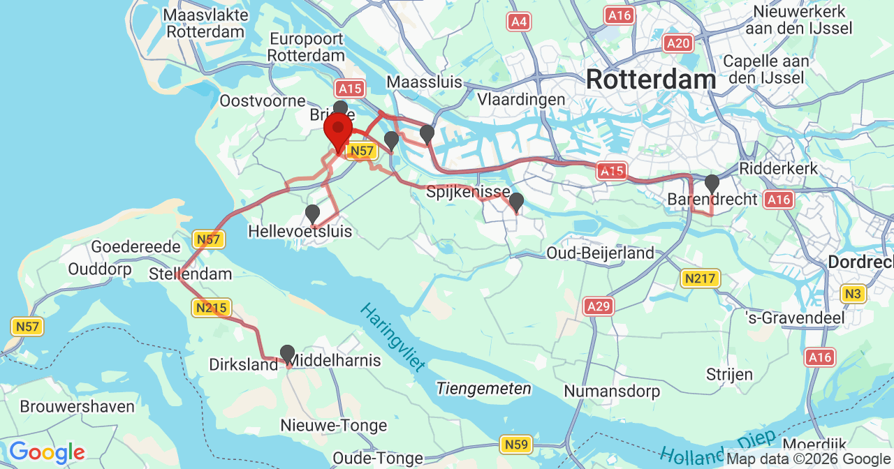 Kaart van het incident in Vierpolders met de aanrijroutes van de gealarmeerde eenheden