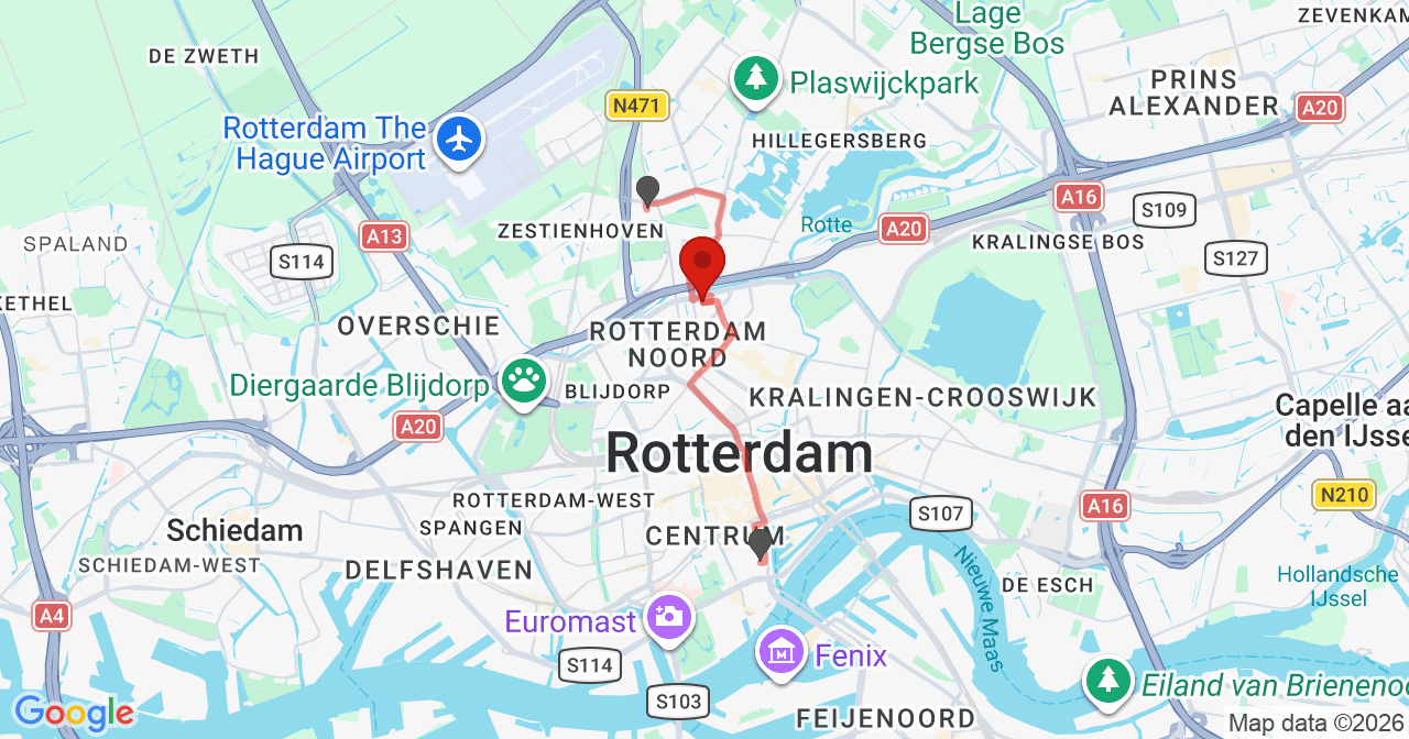 Kaart van het incident in Rotterdam met de aanrijroutes van de gealarmeerde eenheden