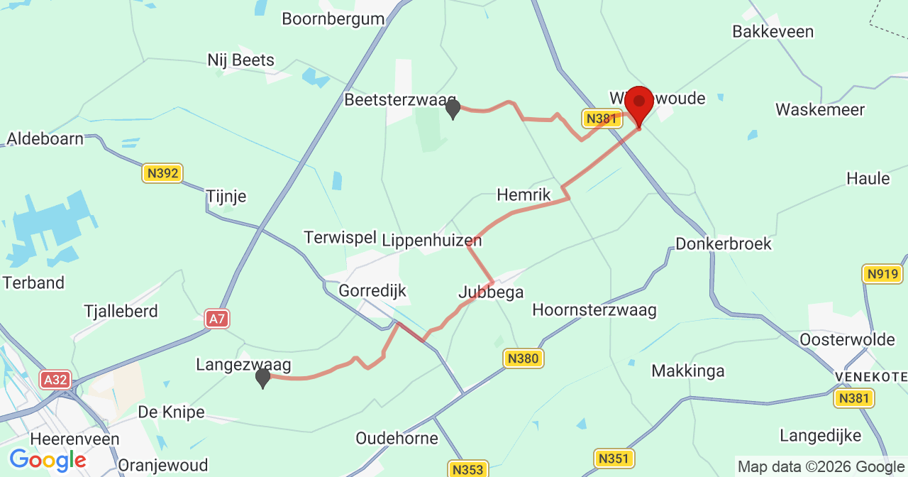 Kaart van het incident in Wijnjewoude met de aanrijroutes van de gealarmeerde eenheden