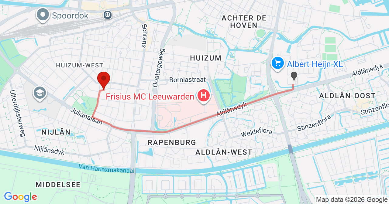 Kaart van het incident in Leeuwarden met de aanrijroutes van de gealarmeerde eenheden