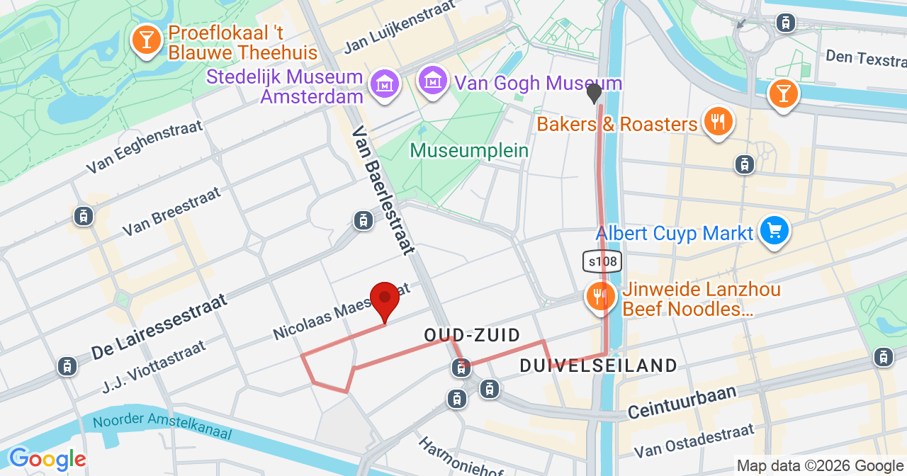 Kaart van het incident in Amsterdam met de aanrijroutes van de gealarmeerde eenheden
