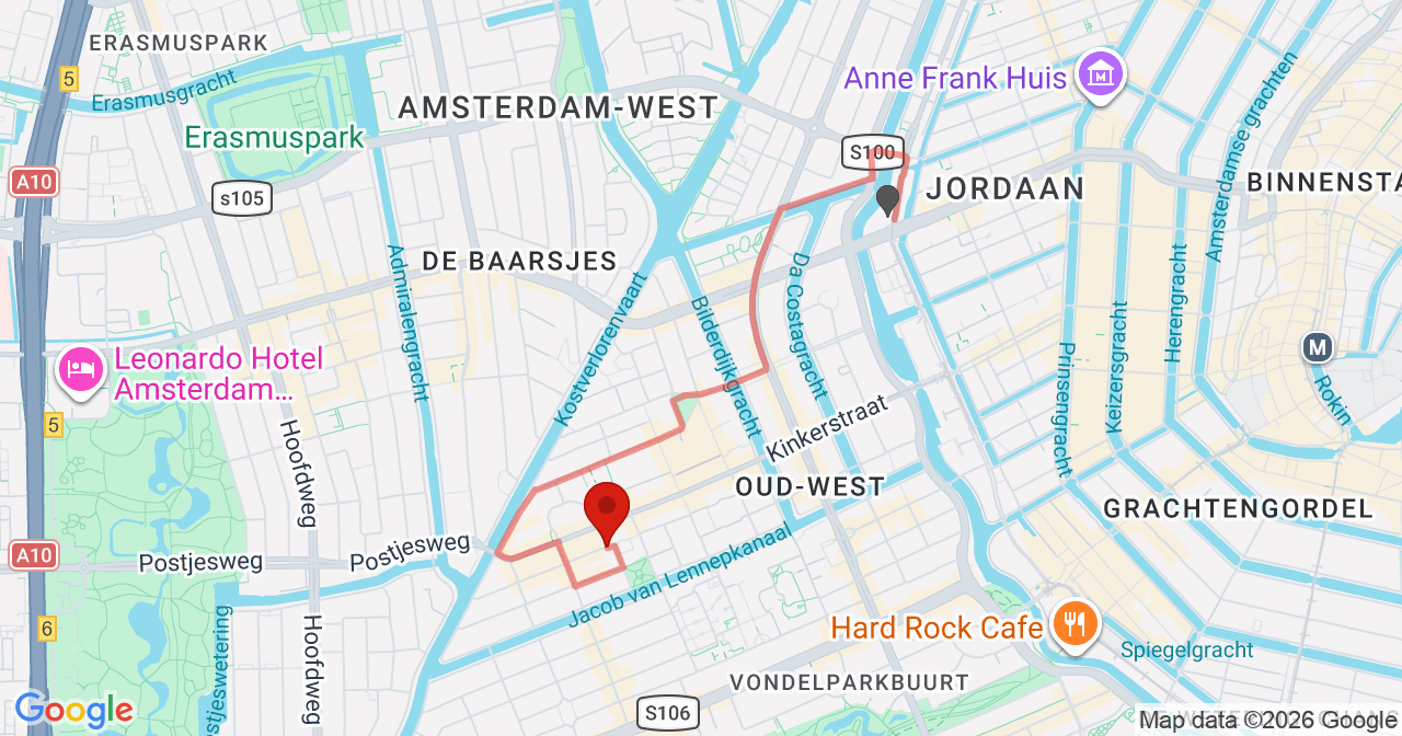 Kaart van het incident in Amsterdam met de aanrijroutes van de gealarmeerde eenheden
