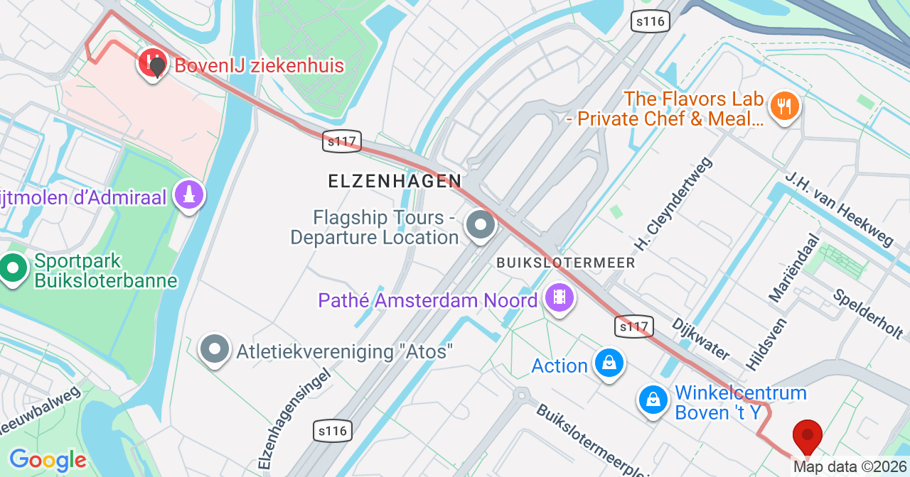 Kaart van het incident in Amsterdam met de aanrijroutes van de gealarmeerde eenheden
