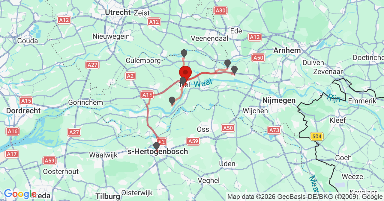 Kaart van het incident in Tiel met de aanrijroutes van de gealarmeerde eenheden