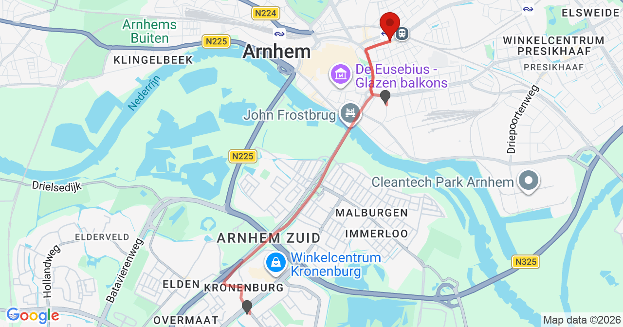 Kaart van het incident in Arnhem met de aanrijroutes van de gealarmeerde eenheden