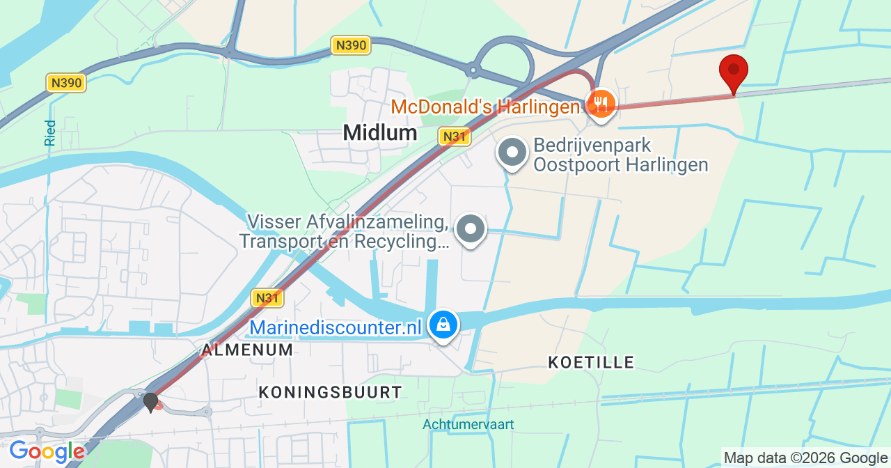 Kaart van het incident in Midlum met de aanrijroutes van de gealarmeerde eenheden