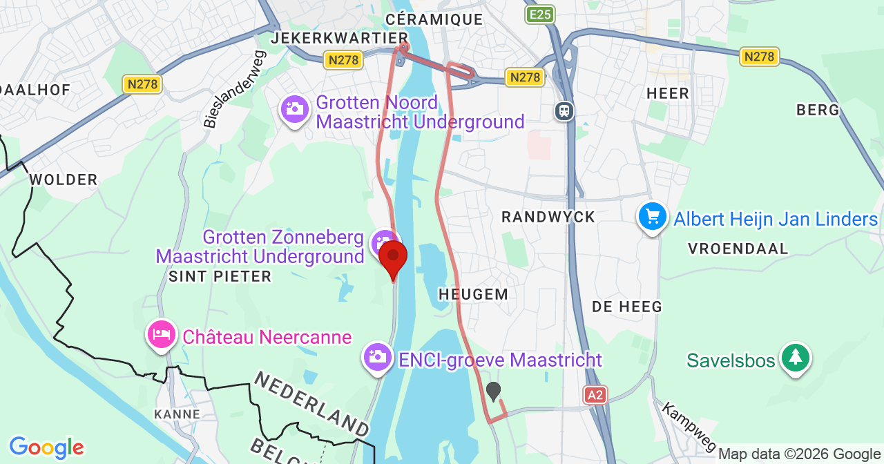 Kaart van het incident in Maastricht met de aanrijroutes van de gealarmeerde eenheden
