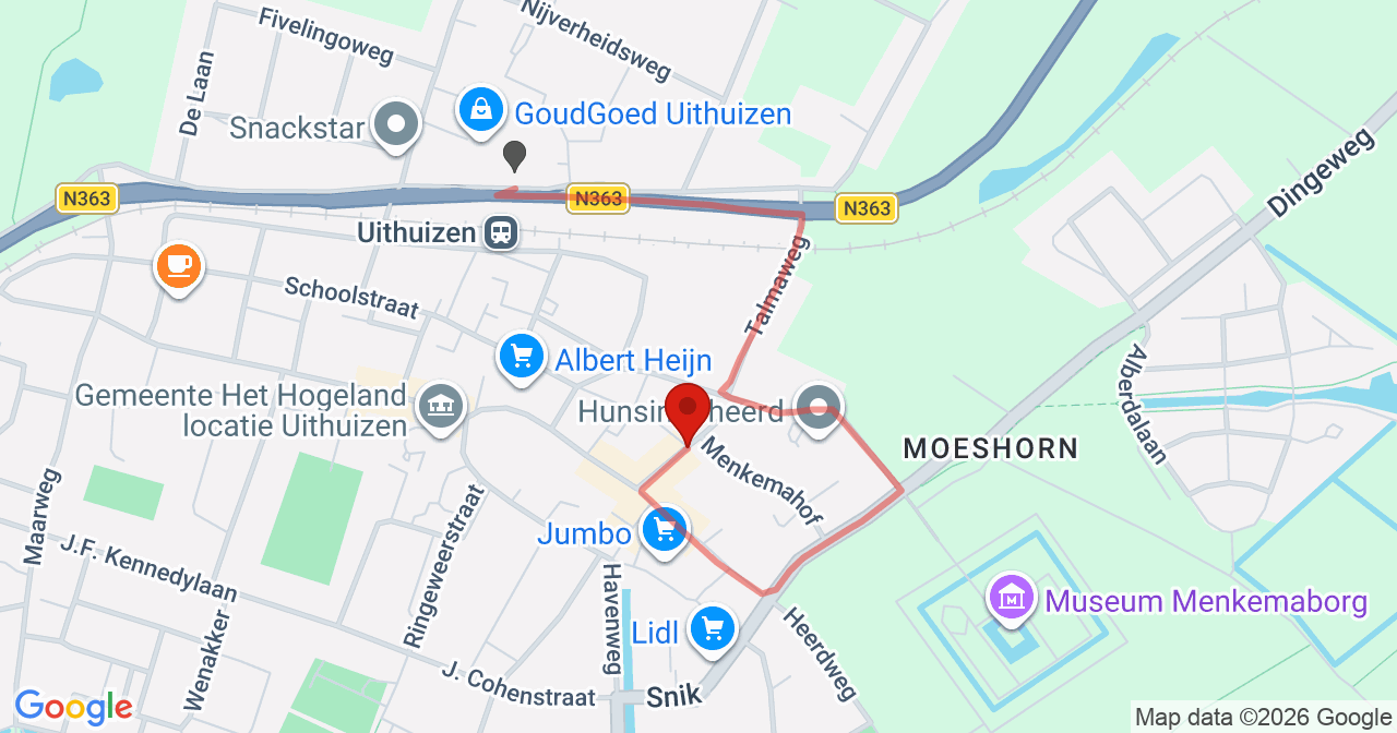 Kaart van het incident in Uithuizen met de aanrijroutes van de gealarmeerde eenheden