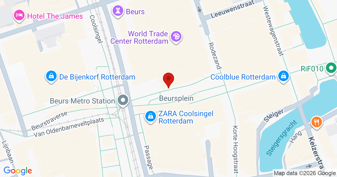 Kaart van het incident in Rotterdam met de aanrijroutes van de gealarmeerde eenheden
