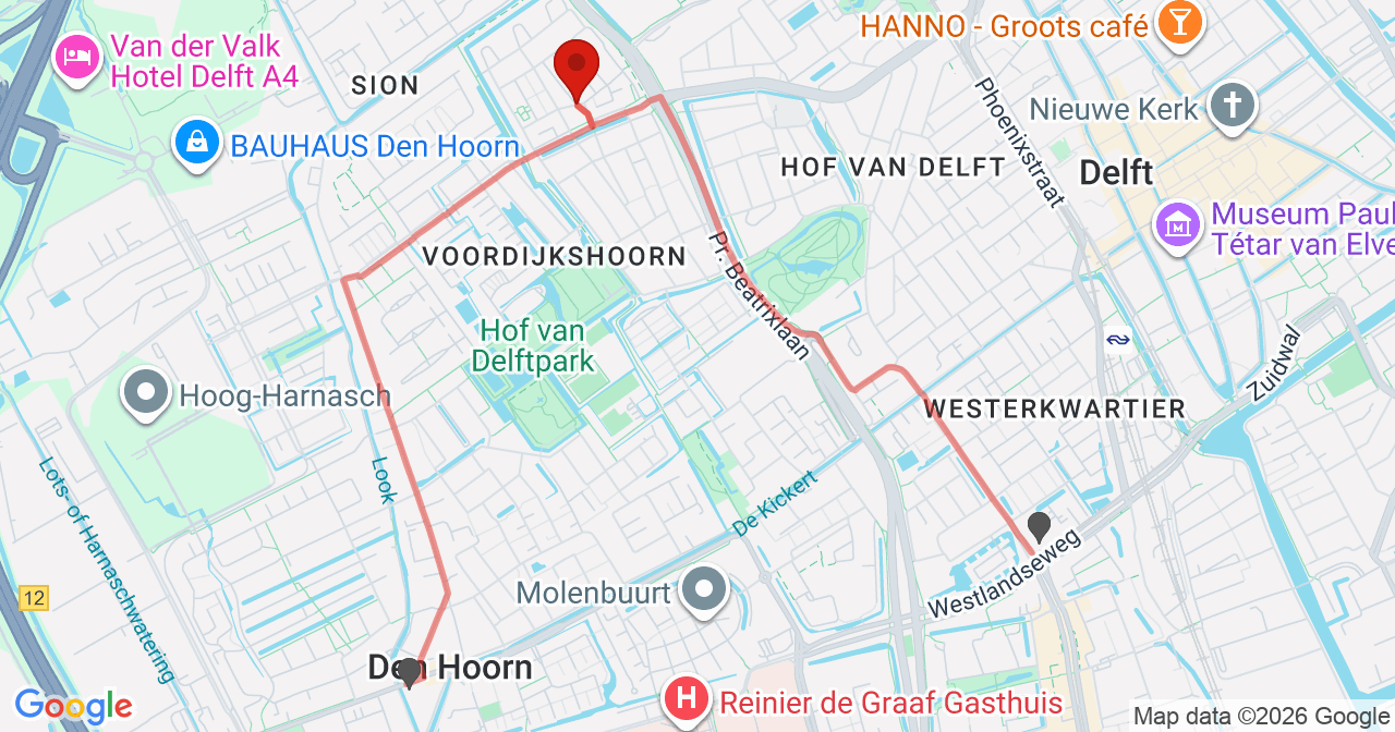 Kaart van het incident in Delft met de aanrijroutes van de gealarmeerde eenheden
