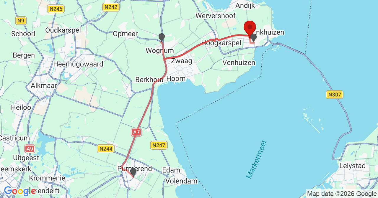 Kaart van het incident in Grootebroek met de aanrijroutes van de gealarmeerde eenheden