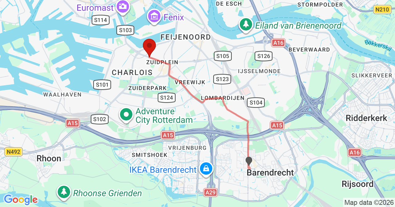 Kaart van het incident in Rotterdam met de aanrijroutes van de gealarmeerde eenheden