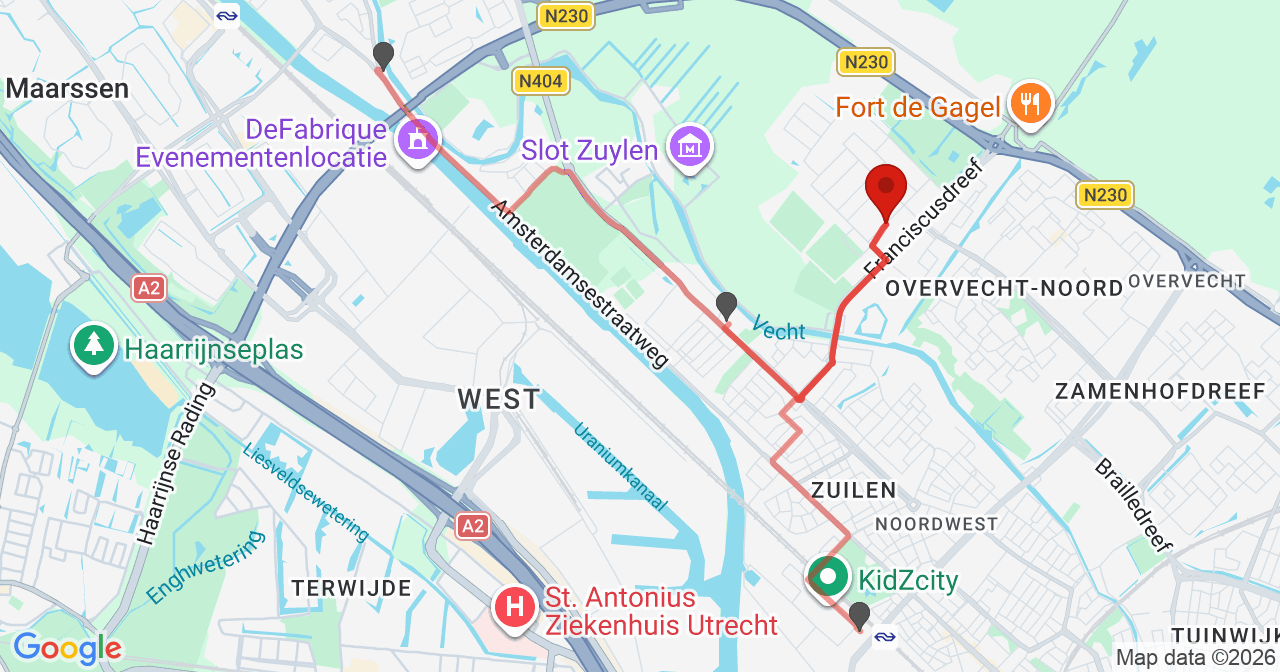Kaart van het incident in Utrecht met de aanrijroutes van de gealarmeerde eenheden