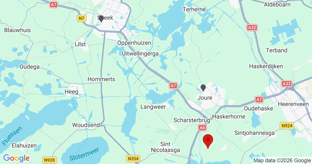 Kaart van het incident in Oldeouwer met de aanrijroutes van de gealarmeerde eenheden