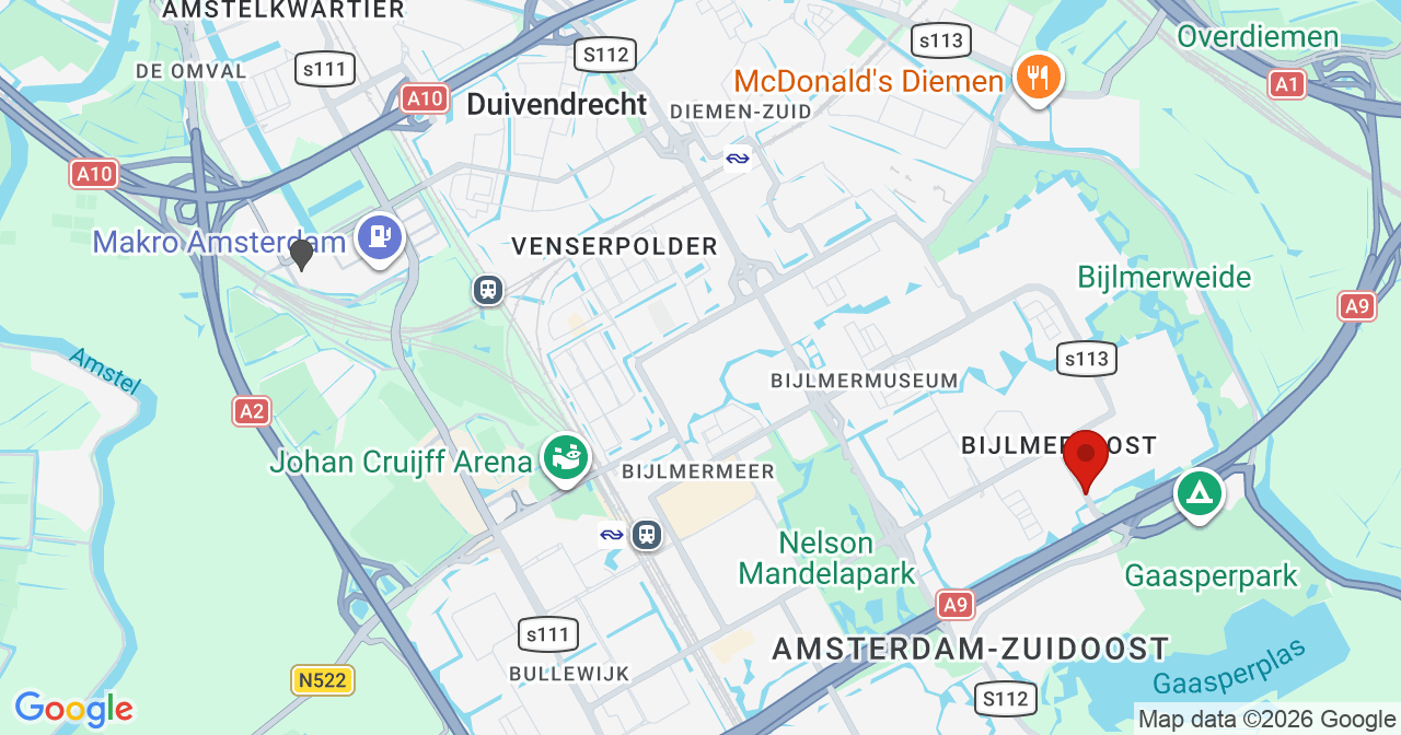 Kaart van het incident in Amsterdam met de aanrijroutes van de gealarmeerde eenheden
