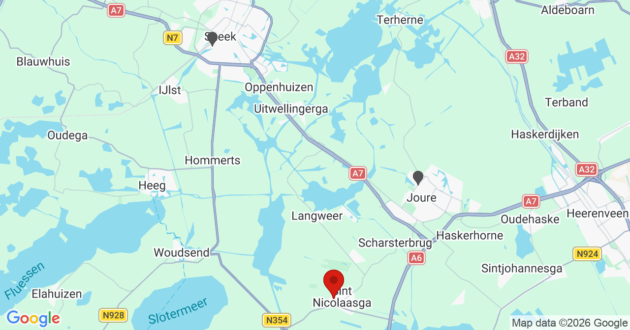 Kaart van het incident in Sint met de aanrijroutes van de gealarmeerde eenheden