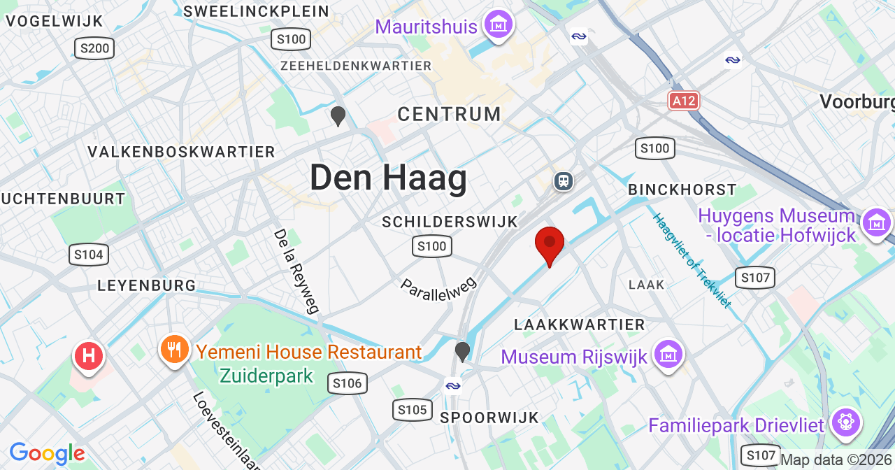 Kaart van het incident in 's-Gravenhage met de aanrijroutes van de gealarmeerde eenheden