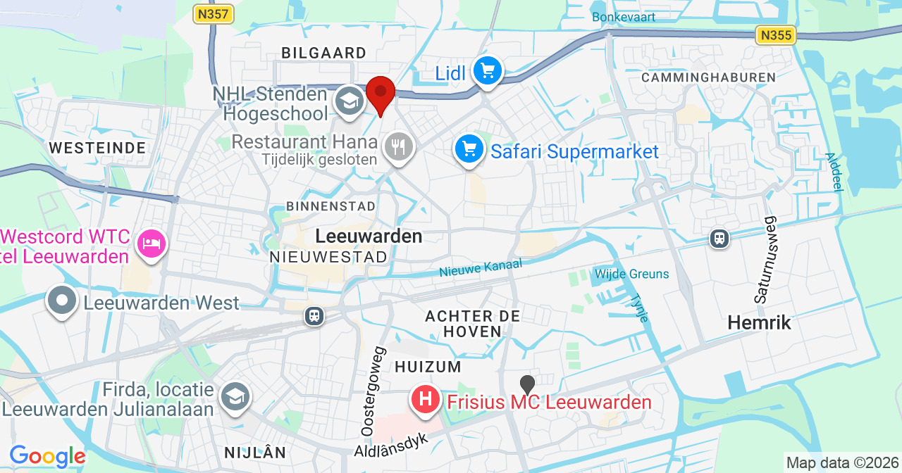 Kaart van het incident in Leeuwarden met de aanrijroutes van de gealarmeerde eenheden