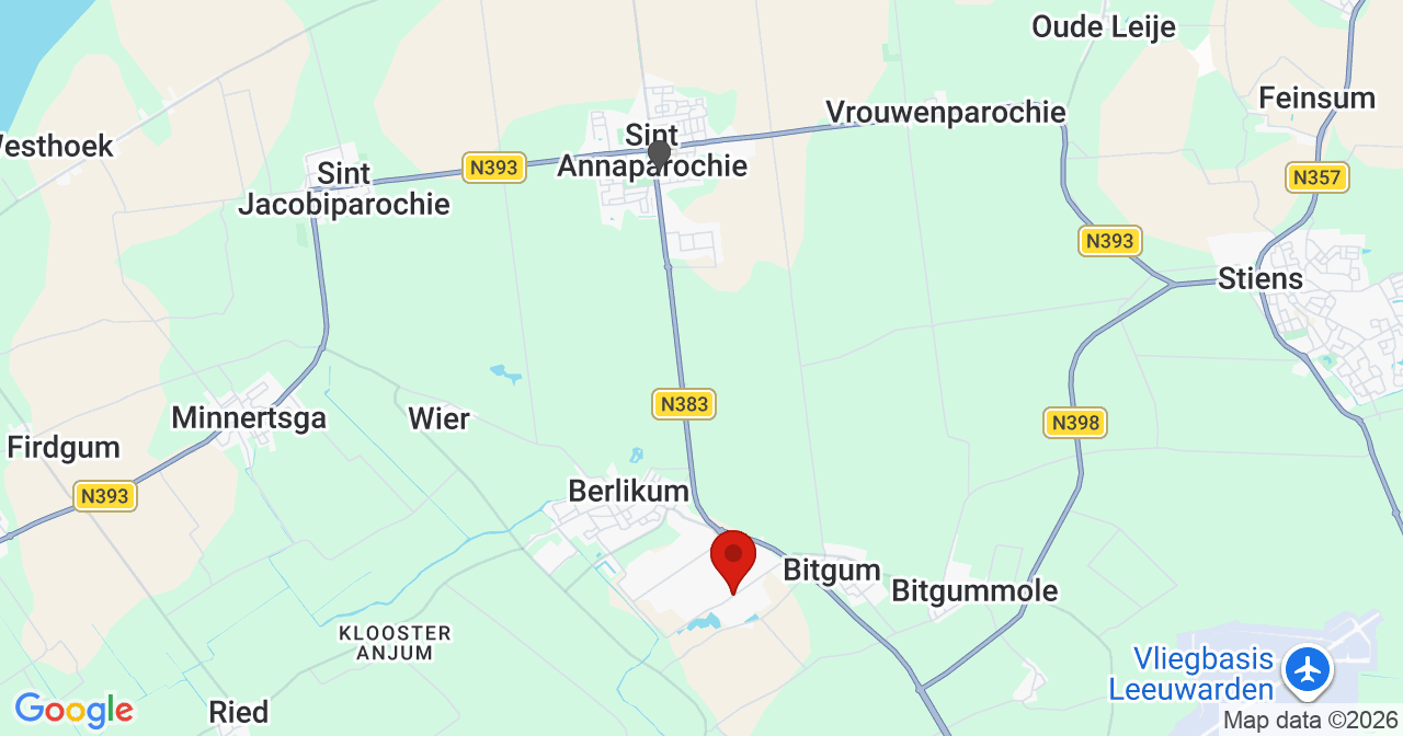 Kaart van het incident in Bitgum met de aanrijroutes van de gealarmeerde eenheden
