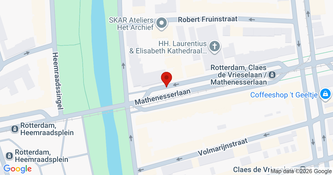 Kaart van het incident in Rotterdam met de aanrijroutes van de gealarmeerde eenheden