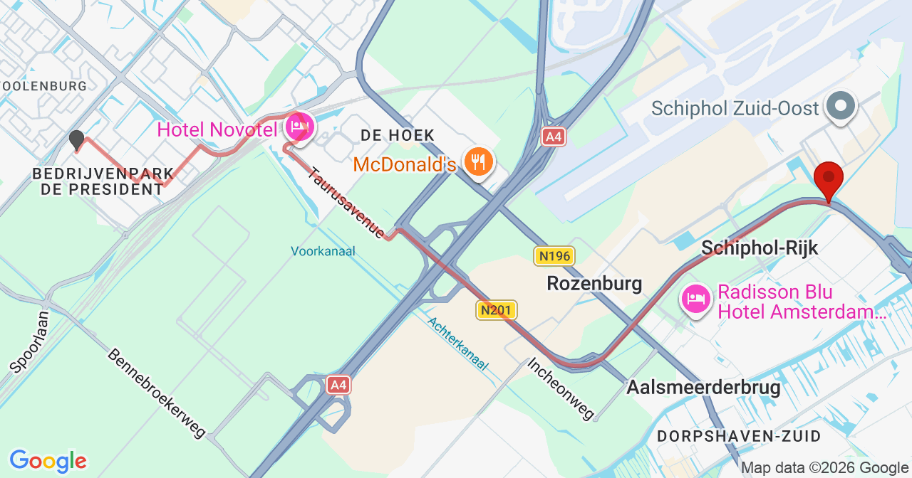 Kaart van het incident in Schiphol-Rijk met de aanrijroutes van de gealarmeerde eenheden