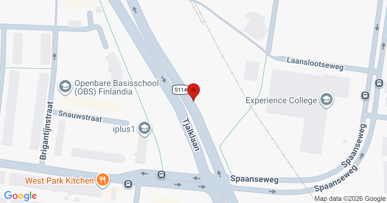 Kaart van het incident in Rotterdam met de aanrijroutes van de gealarmeerde eenheden