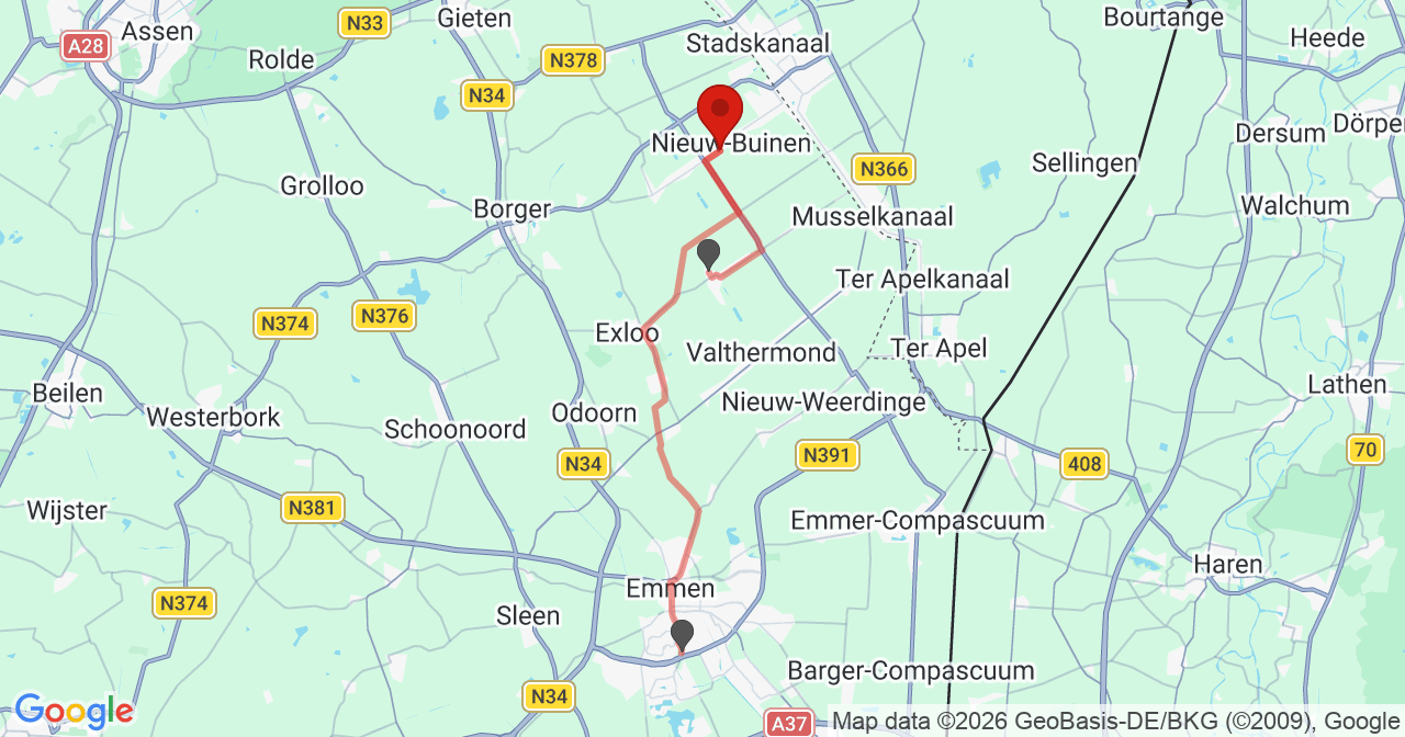 Kaart van het incident in Nieuw-Buinen met de aanrijroutes van de gealarmeerde eenheden