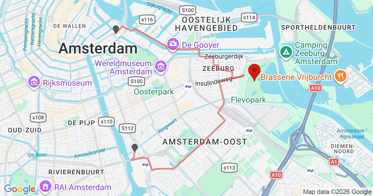 Kaart van het incident in Amsterdam met de aanrijroutes van de gealarmeerde eenheden