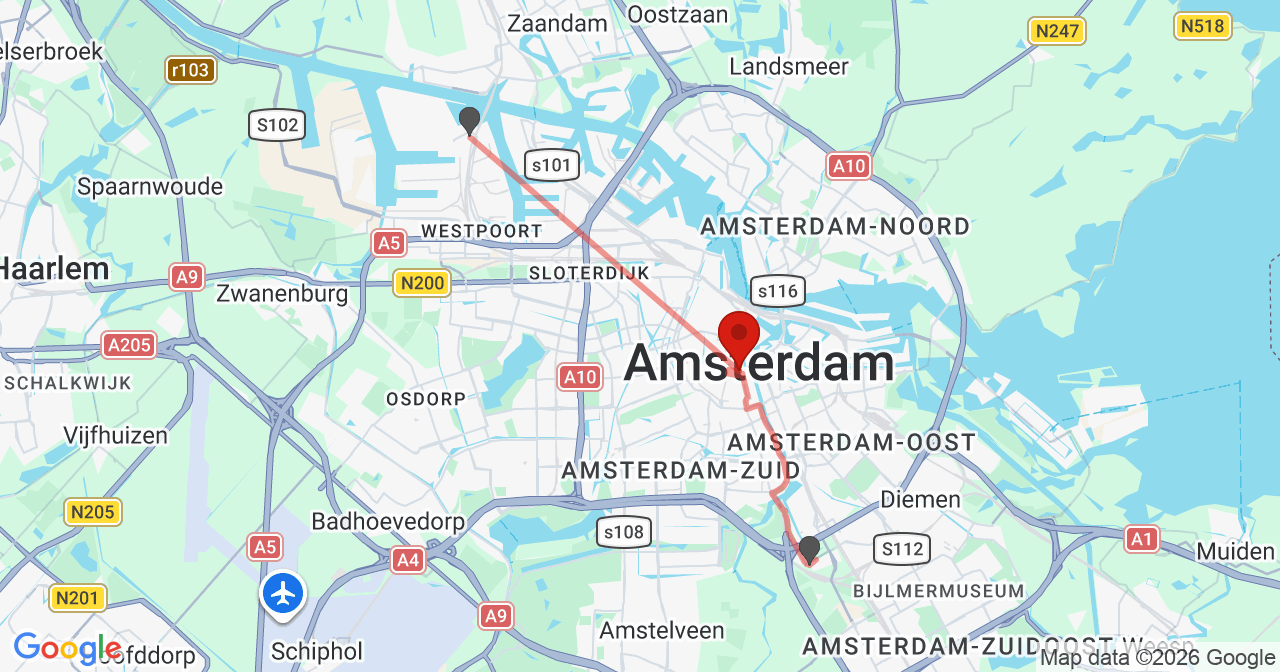 Kaart van het incident in Amsterdam met de aanrijroutes van de gealarmeerde eenheden