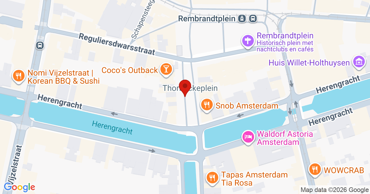 Kaart van het incident in Amsterdam met de aanrijroutes van de gealarmeerde eenheden